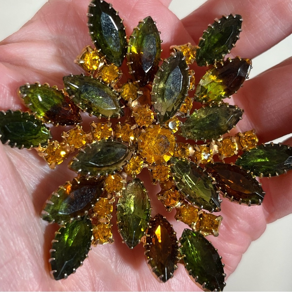 Vintage Antique Retro Juliana Oversized Crystal Amber Avocado Green Gold Brooch